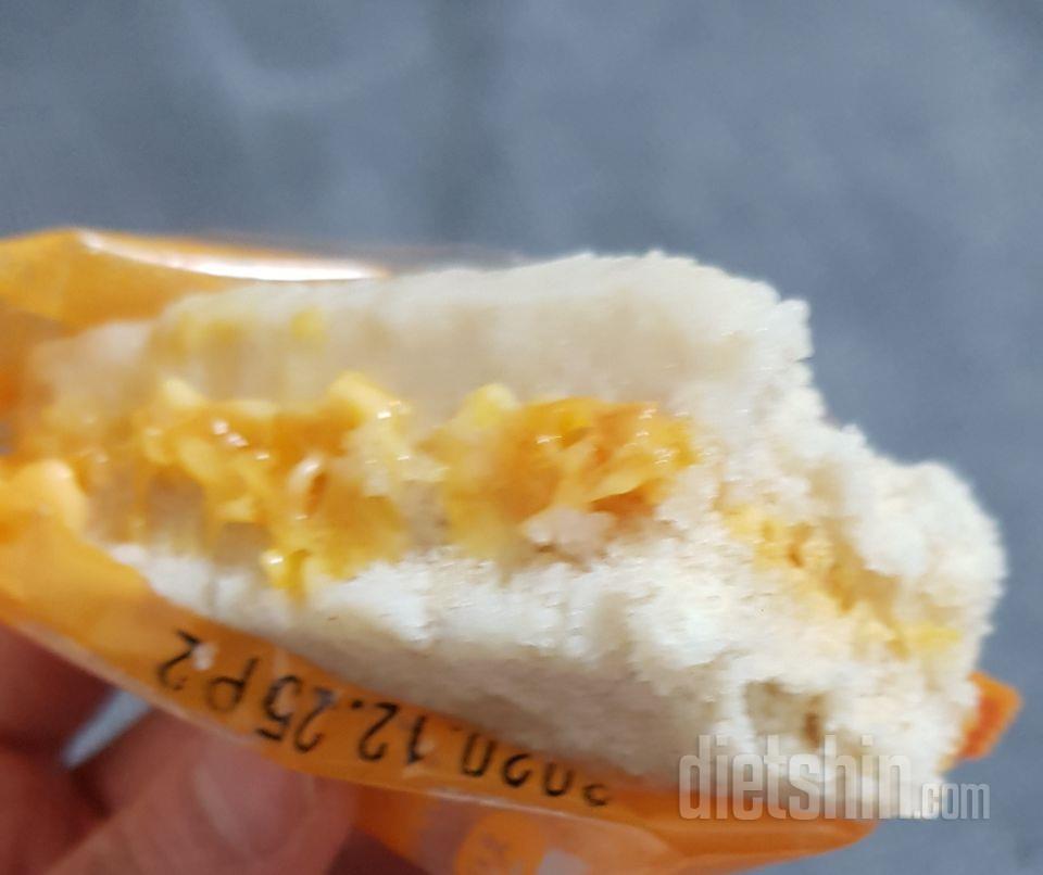 유일하게 백설기좋아하는데
치즈까지 들