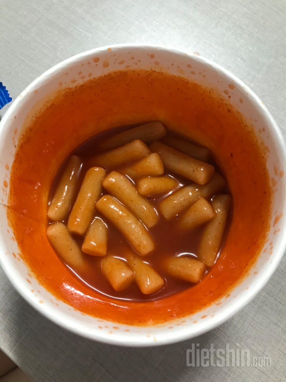 쫄깃하고 맛있어요 떡볶이 먹고싶을 때