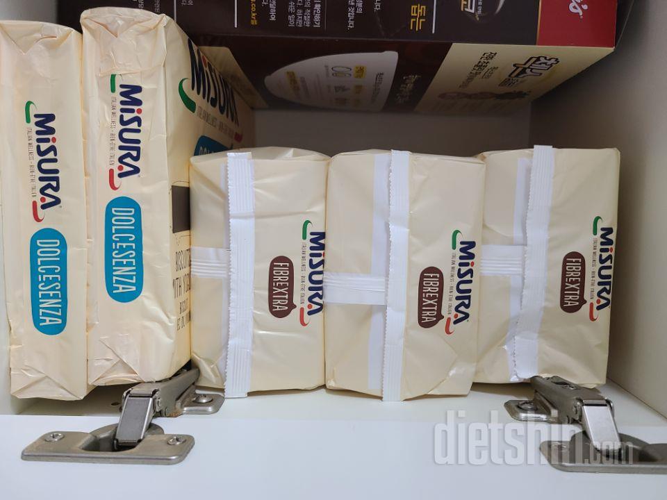 이번엔 골고루 시켜봤는데 역시 도넛이