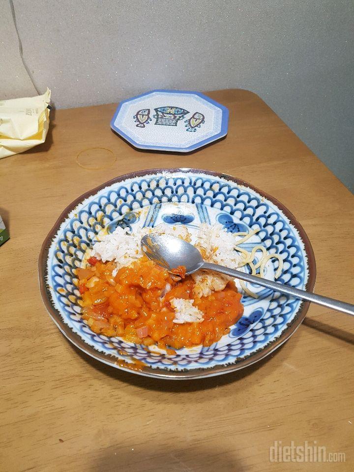 요새 입맛이도는지...