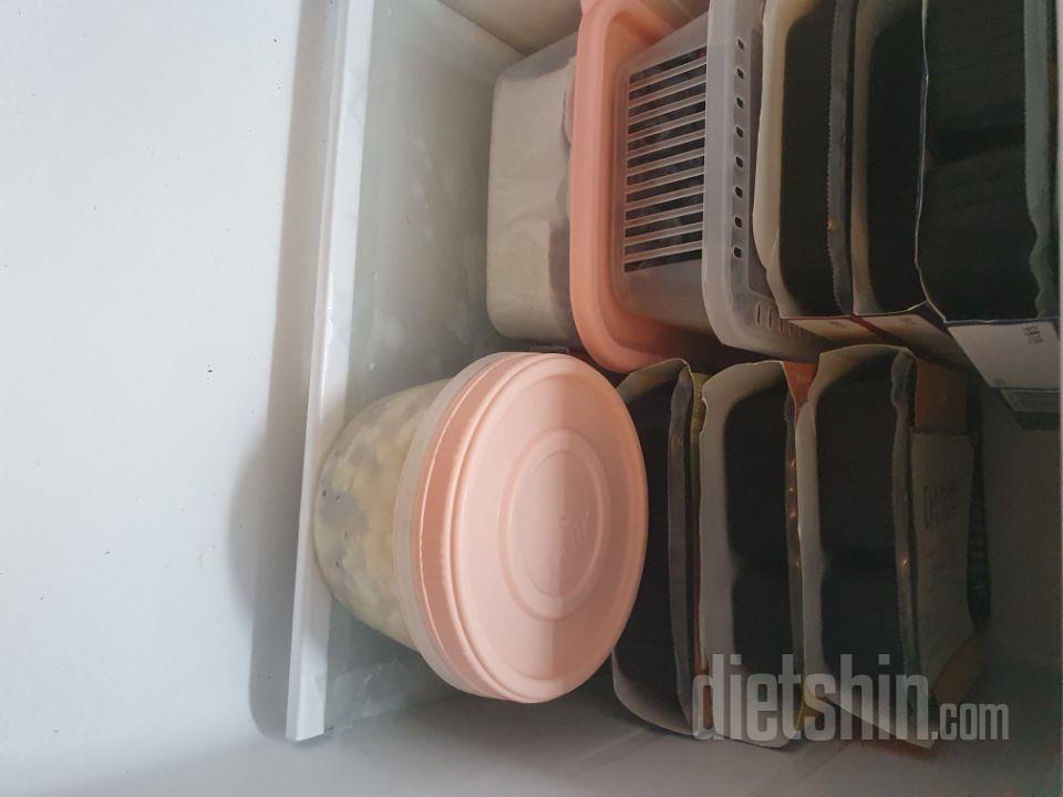 쟁야놓고 먹어요. 남편이 식단조절.중