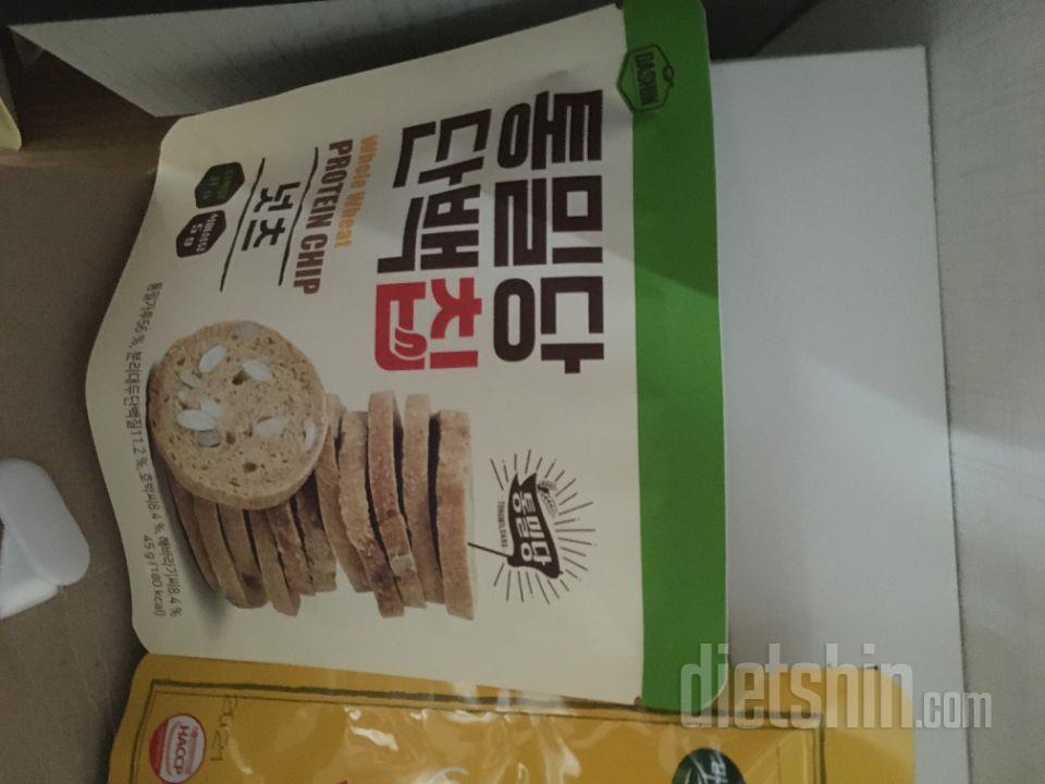 과자가 너무 땡길땐 두유랑 같이 식사