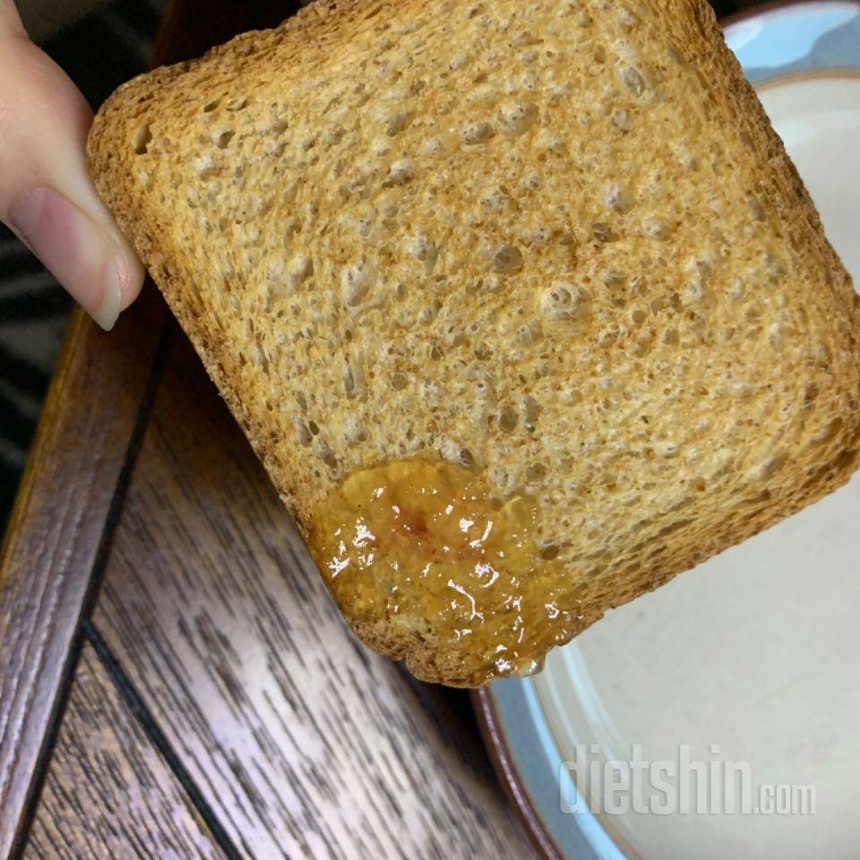 크루아상은 말해뭐해 역시 맛있고 토스