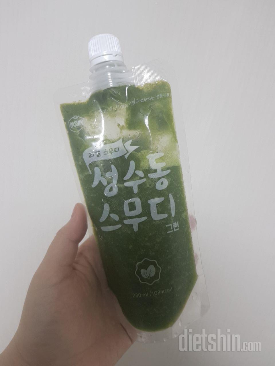 반정도 녹은 상태로 배송되었습니다.
