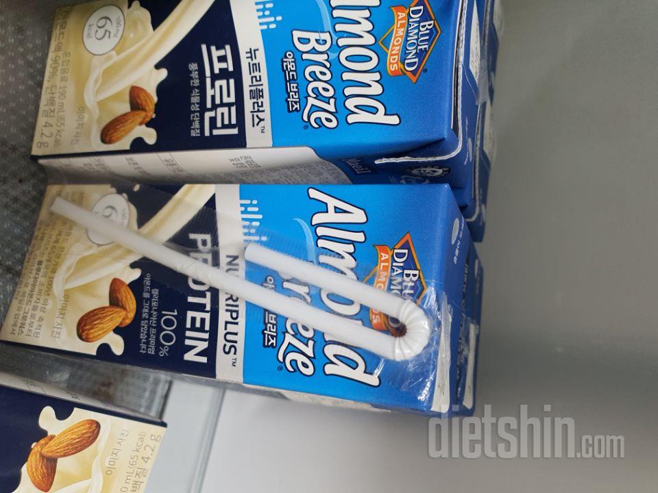 저렴하게잘샀어요
단백질보충제 타먹으려