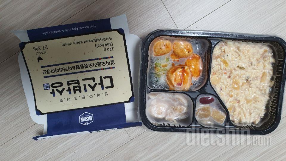 밥도 반찬도 맛있게 간이 되어서 먹을