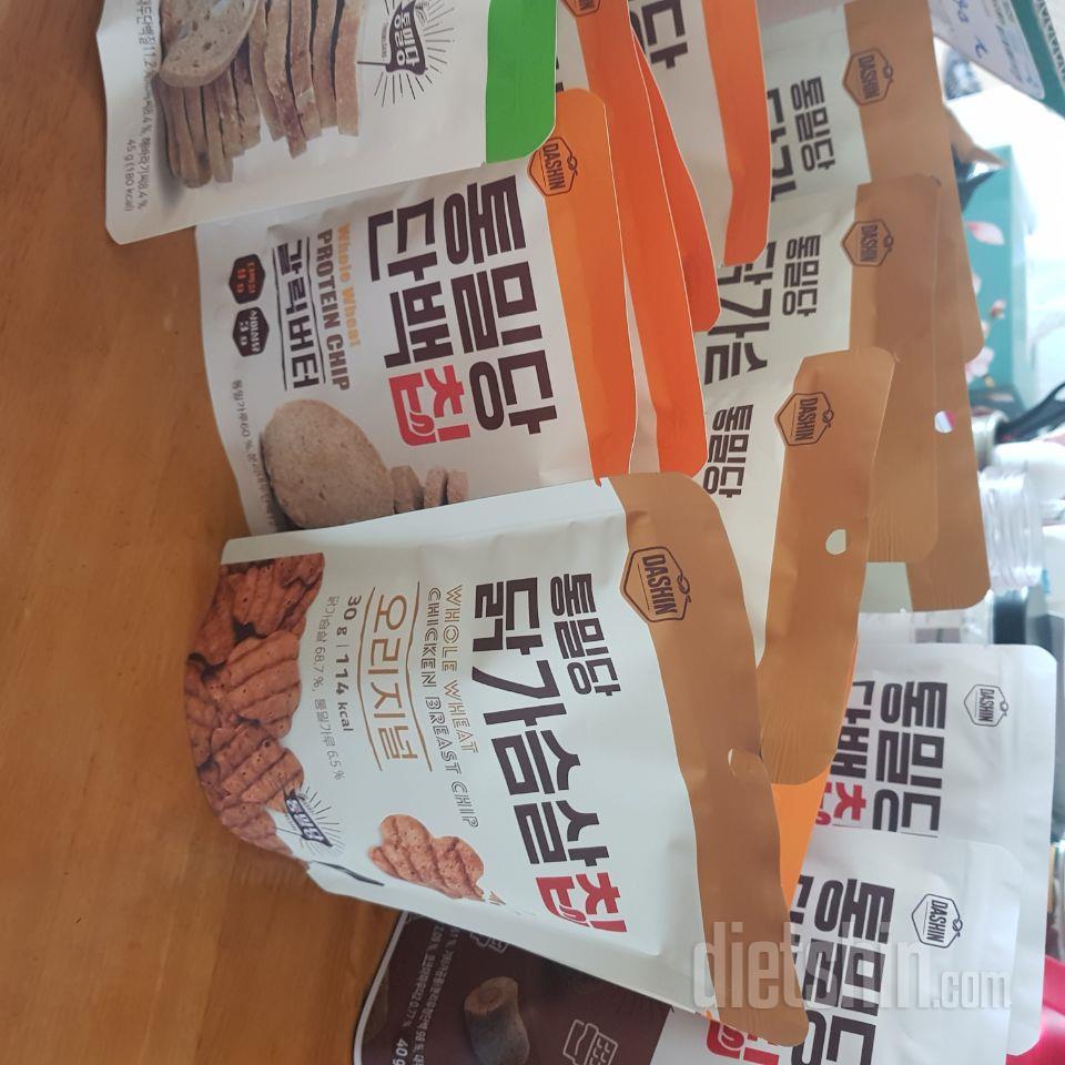 입 심심할때 먹기 좋네요 맛있어요~