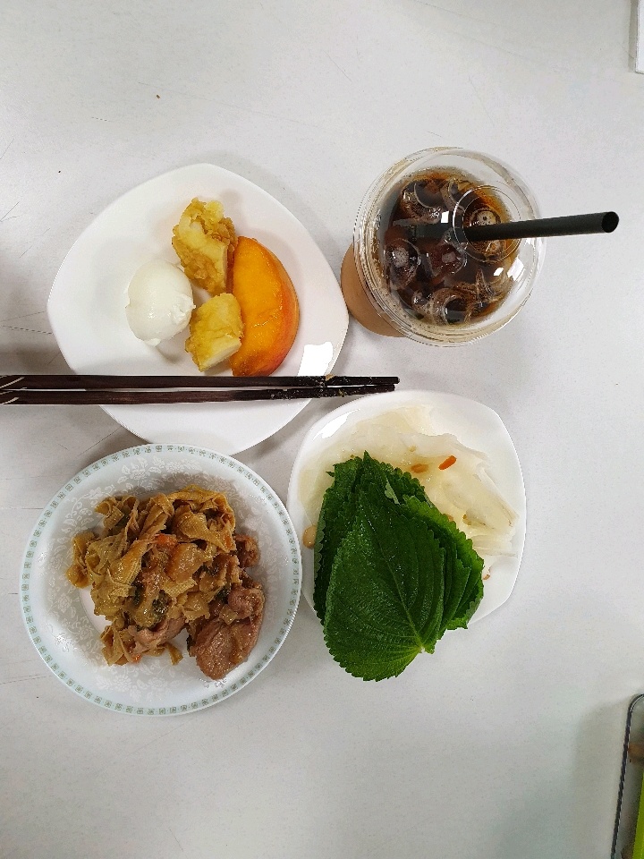 08월 25일( 아침식사 413kcal)