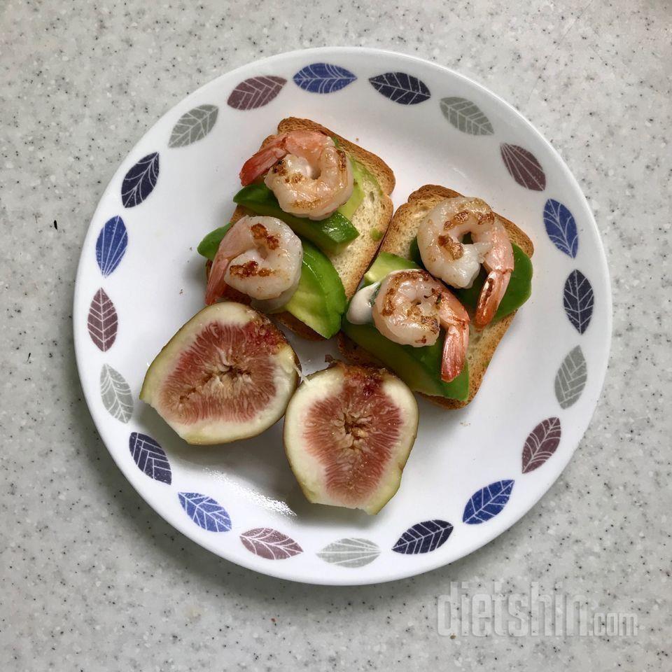 비스코트포켓으로 아보카도 새우 토스트🥑🍤🍞