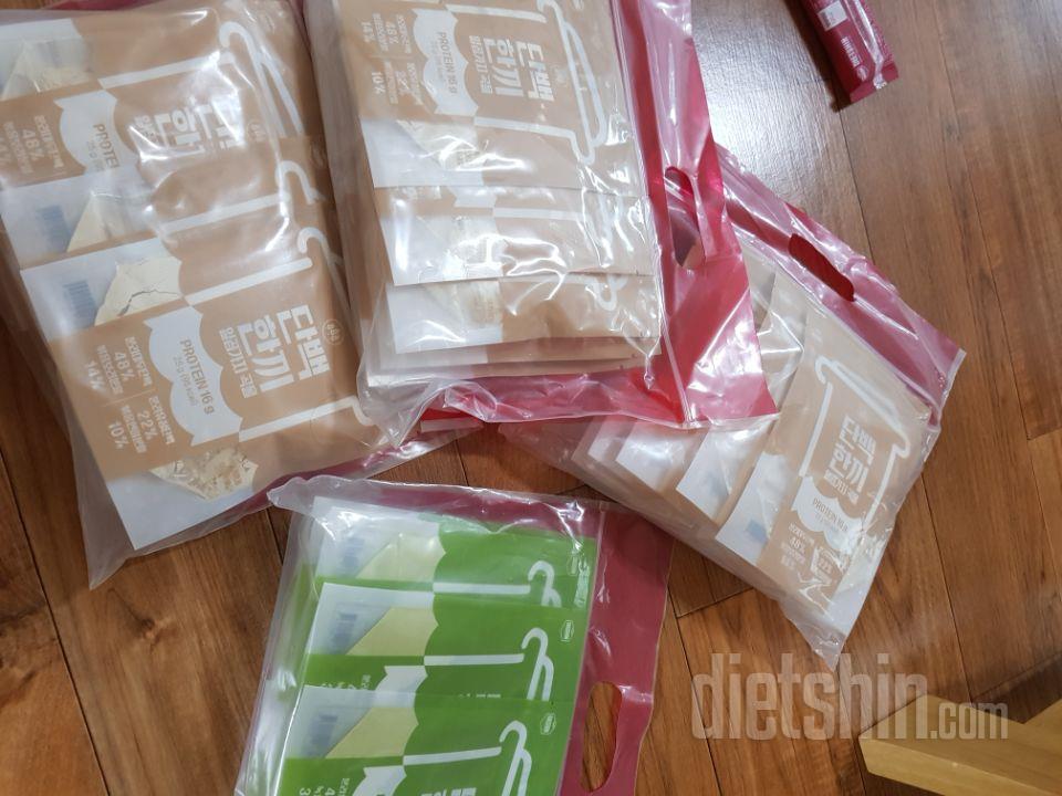 잘 먹을게요
다이어트 의지 불끈!!