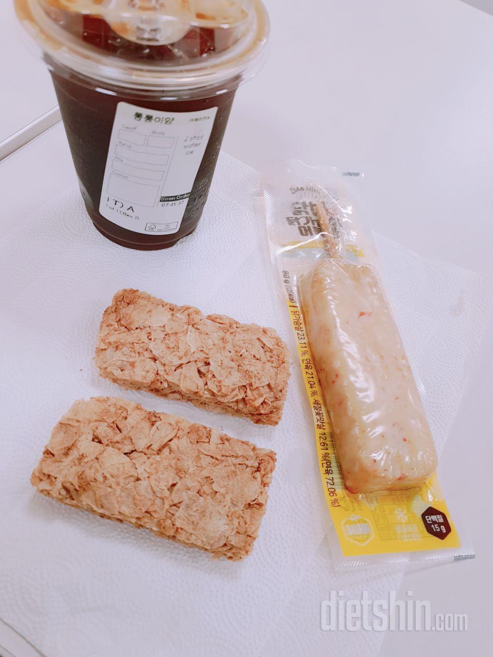 매콤한맛이 더 맛있어요
단백질부족한