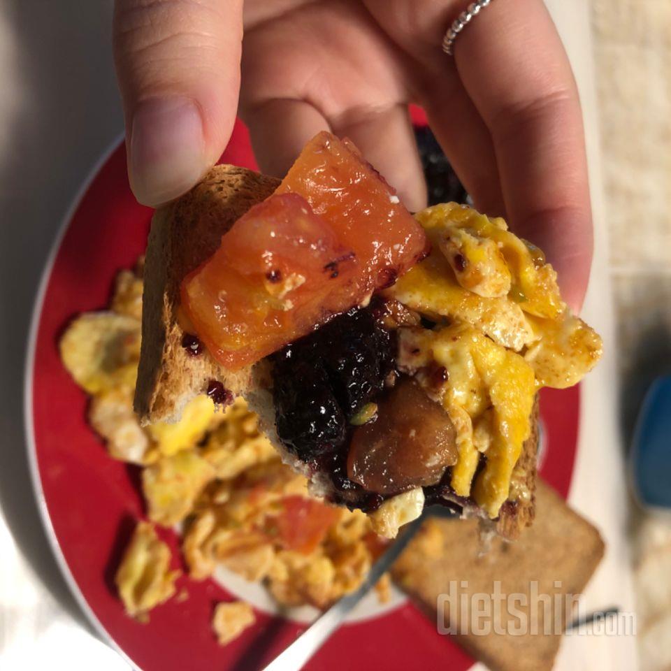 너무 맛있어요 ㅠㅠ
통밀도너츠는 지금