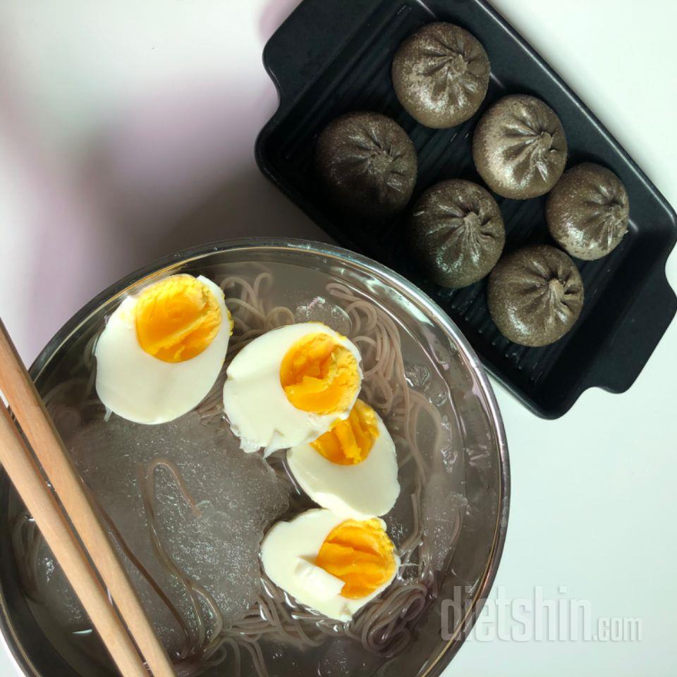 피가 쫀득하고 담백하니 제입맛엔 맛있