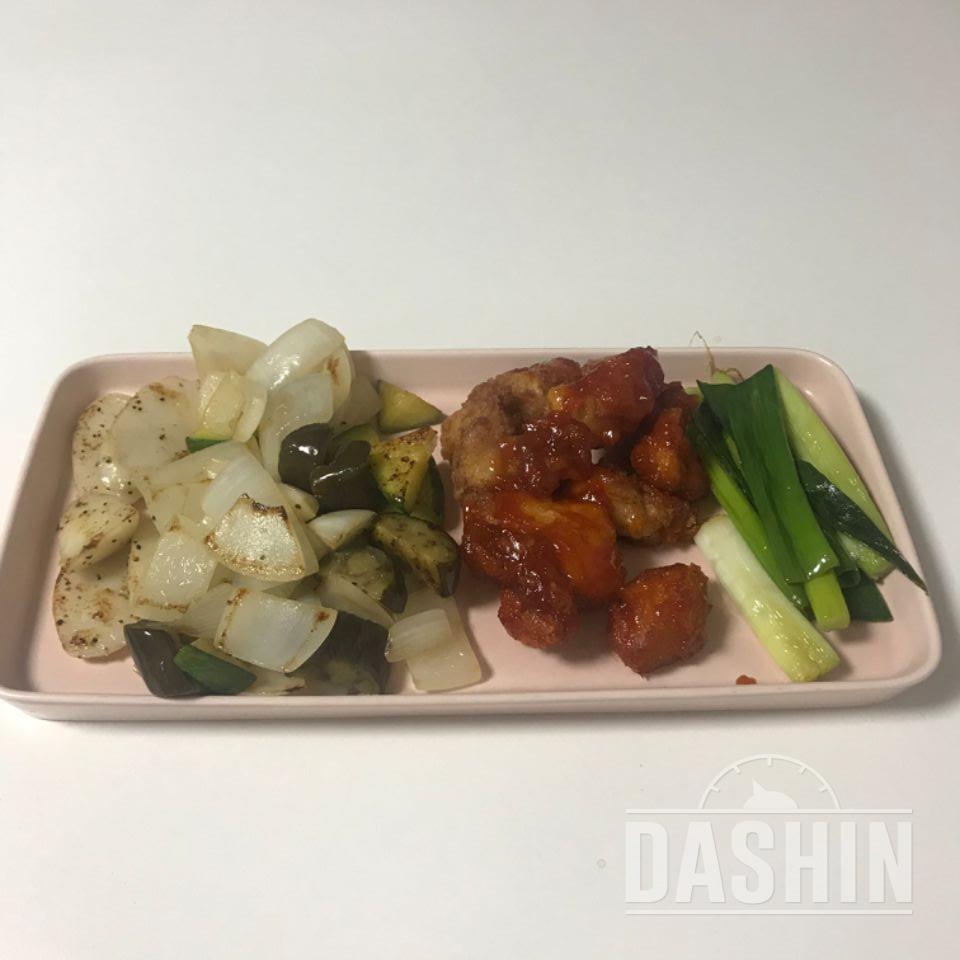 양념치킨 맛이에요 맛도 똑같고 칼로리