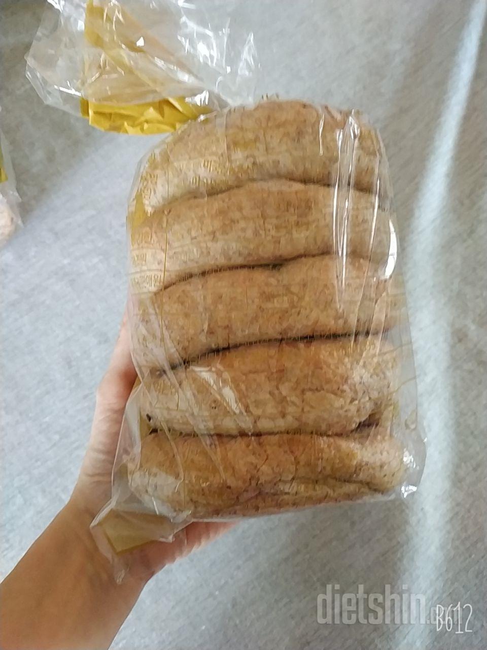 다신샵에서 통밀식빵은 먹어보고 괜찮아