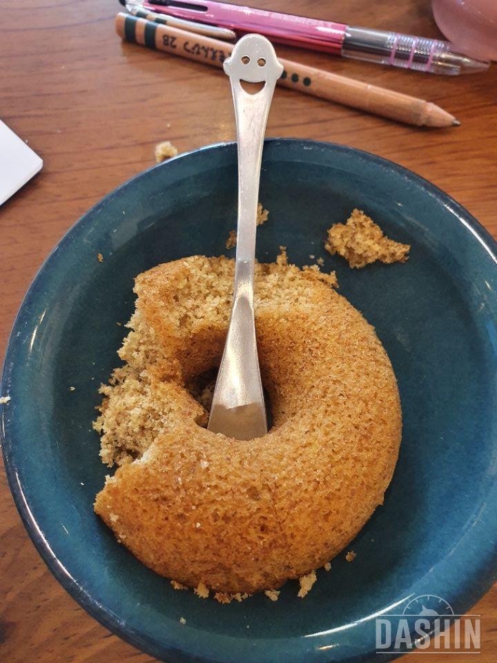 아이가받자마자뜯어보고는맛있다하네요~
