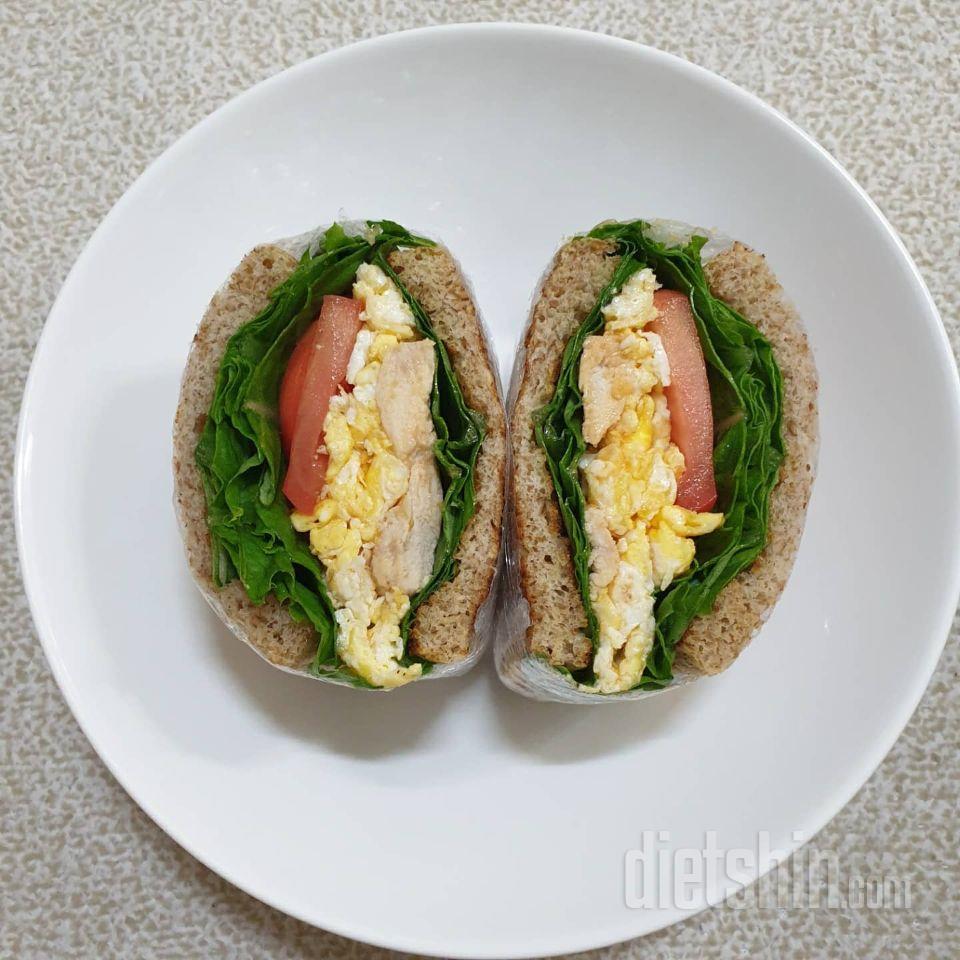 빵 너무 맛있어요 샌드위치로 아주 적