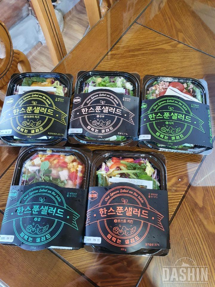 오 깔끔하고 먹기좋게 잘 왔어요
맛도