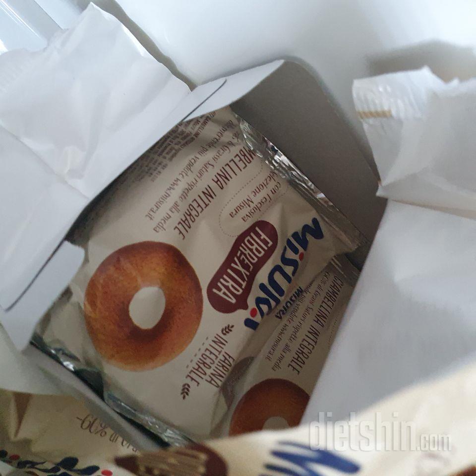 항상 먹는거예용 달달하니 맛나요 
다
