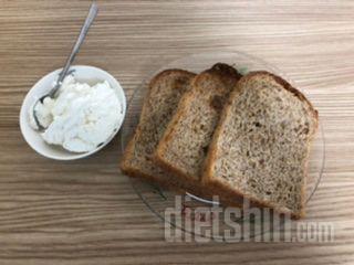 항상 제 아침을 다신 그릭요거트랑 통