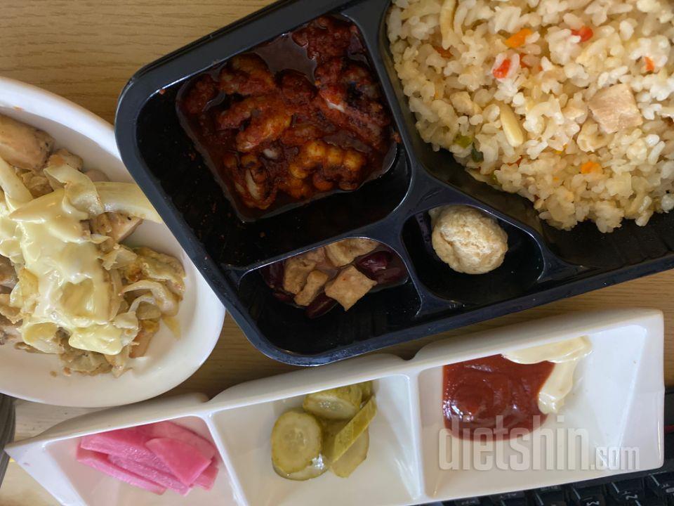 맛있어요 양이 적긴해서 따로 단백질챙