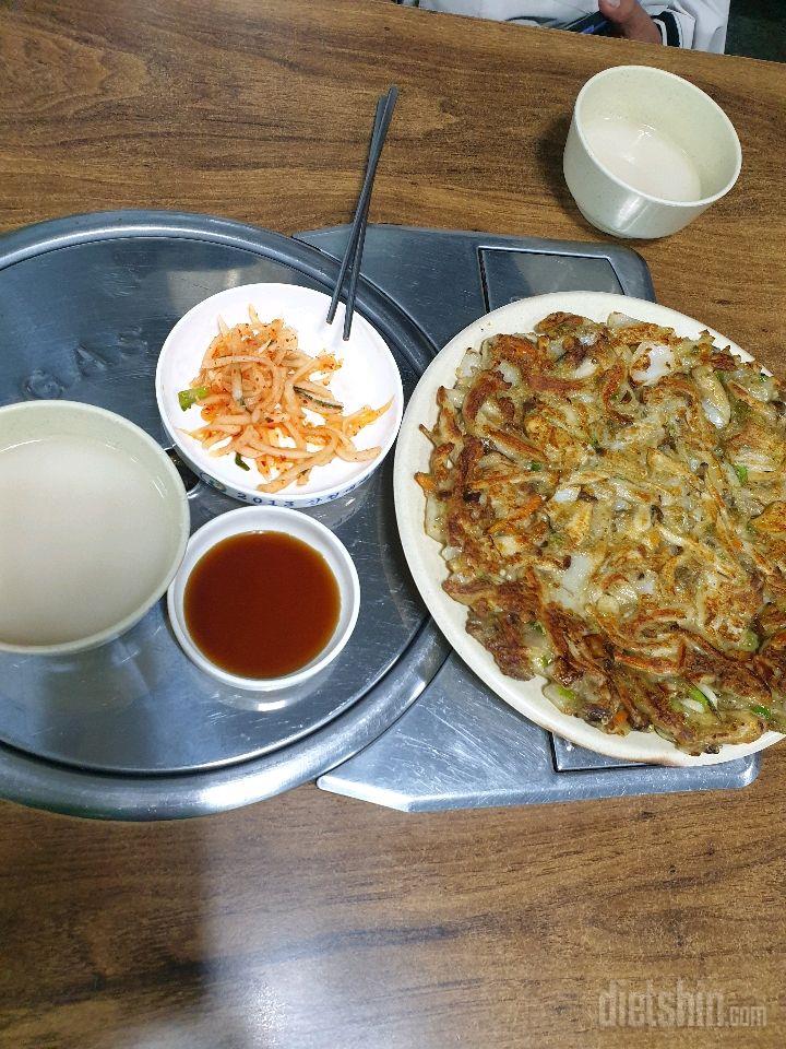 생존신고 합니당:)