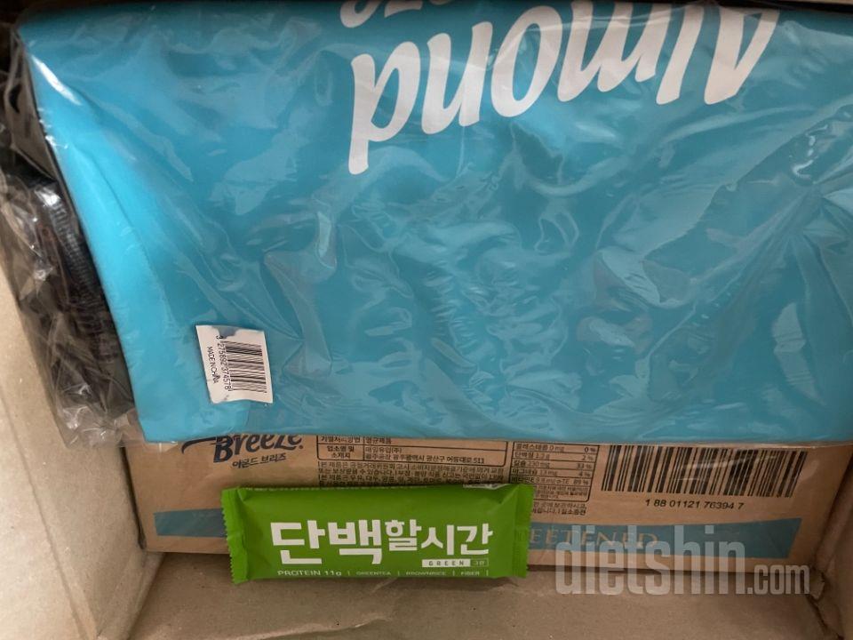 먹기 편해서 샀어요
2팩사니 방수백도