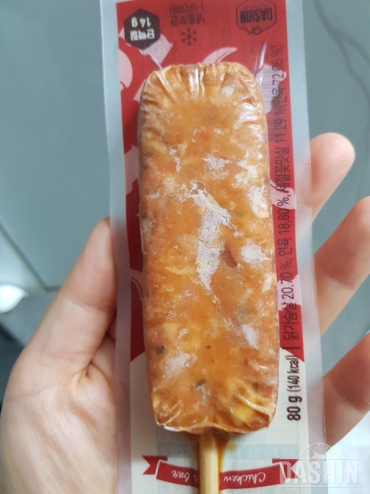 조금 퍽퍽하긴한데 맛은 괜찮네요. 좋