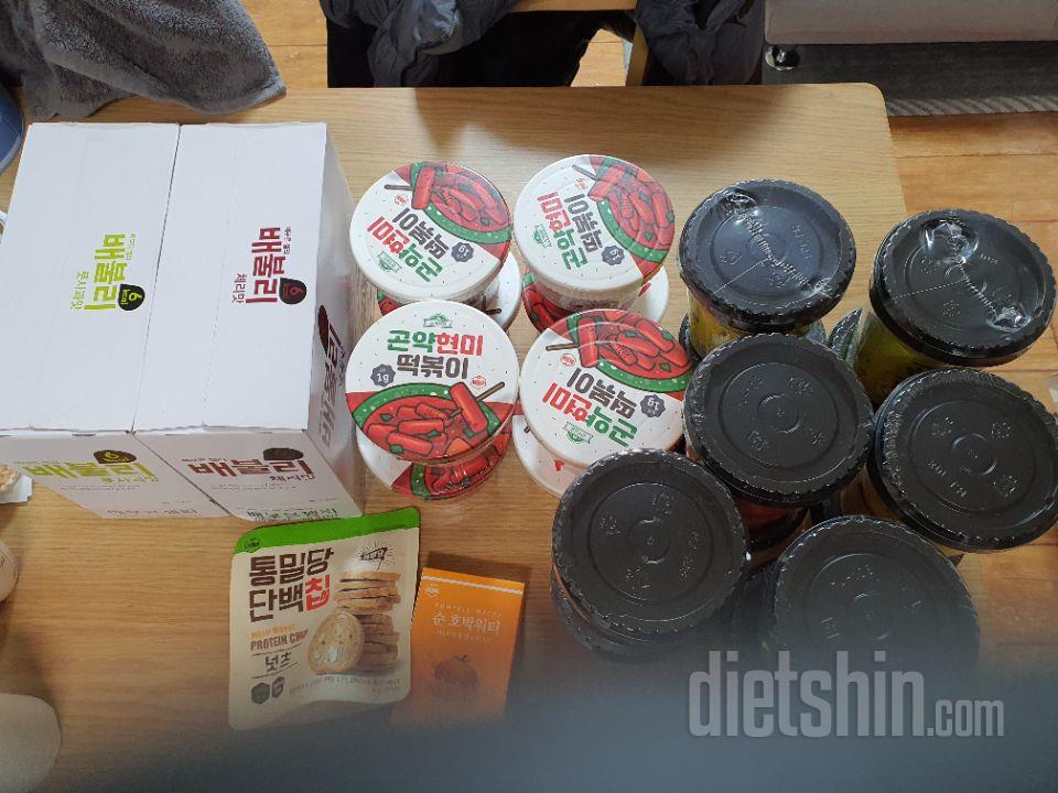 맛있어용~~
운동 식단병행중
입터질때