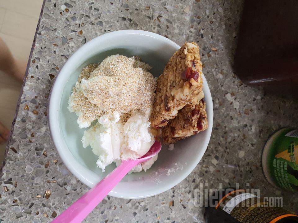 생각했던 맛인데 살짝 텁텁함이 있어요