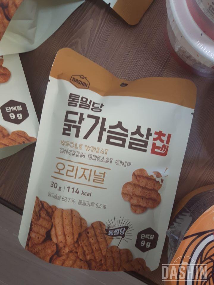 맛도 생각보다 괜찮고 중독성이 있습니