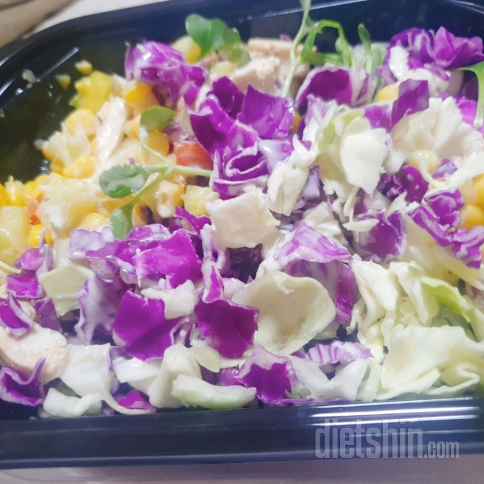 야채를 너무 안 먹어서 시켰는데 소스