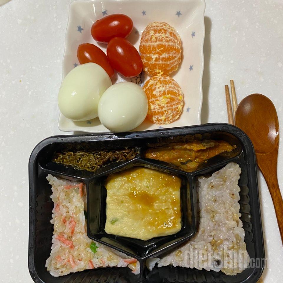 멸치볶음이랑 김치볶음 너무 맛있어서