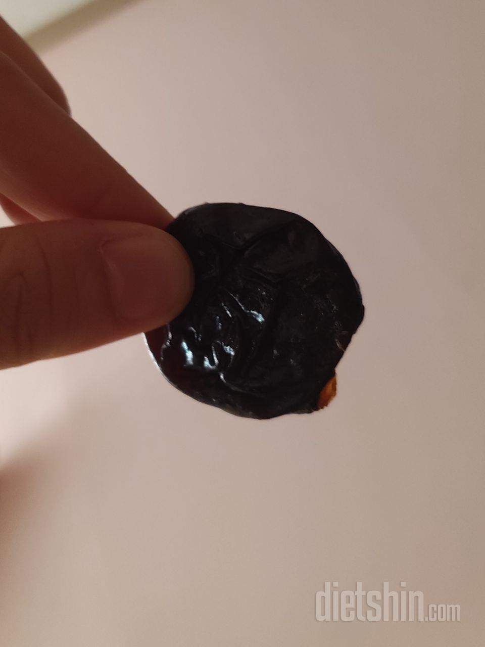 테일러 푸룬
소포장이라 사무실에서 간