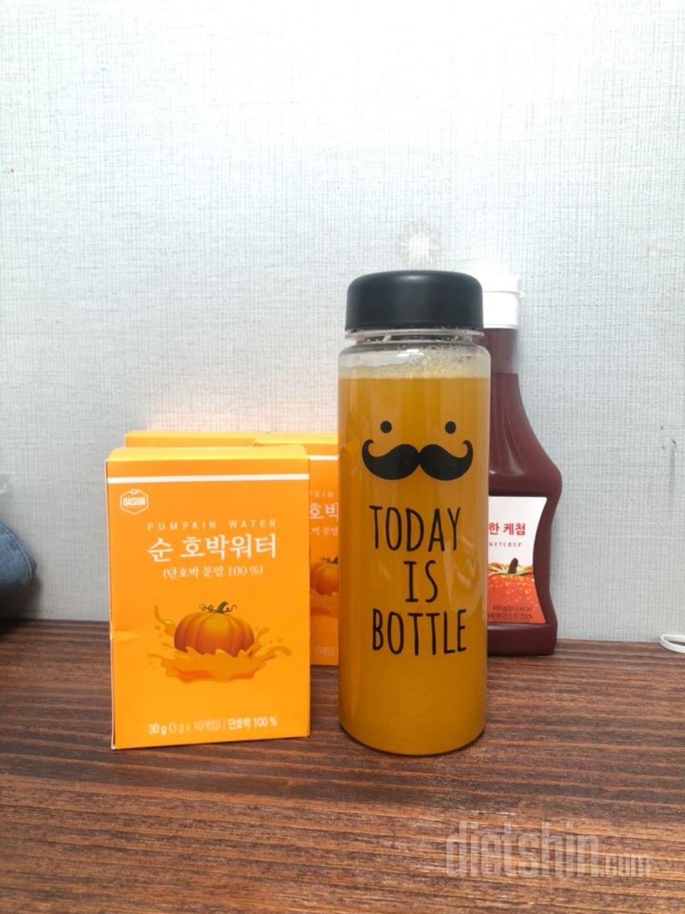 가루가 물에 섞이지 않고 가라앉아 버