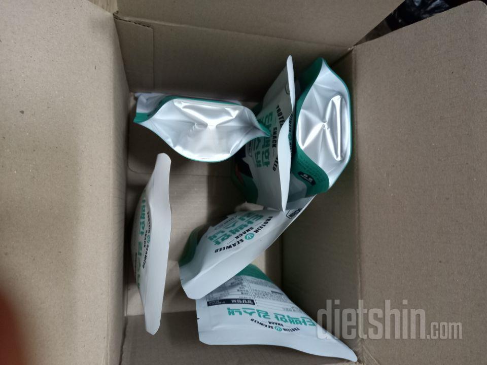 랜덤박스 당첨되어 먹어봤다가 맛있어서