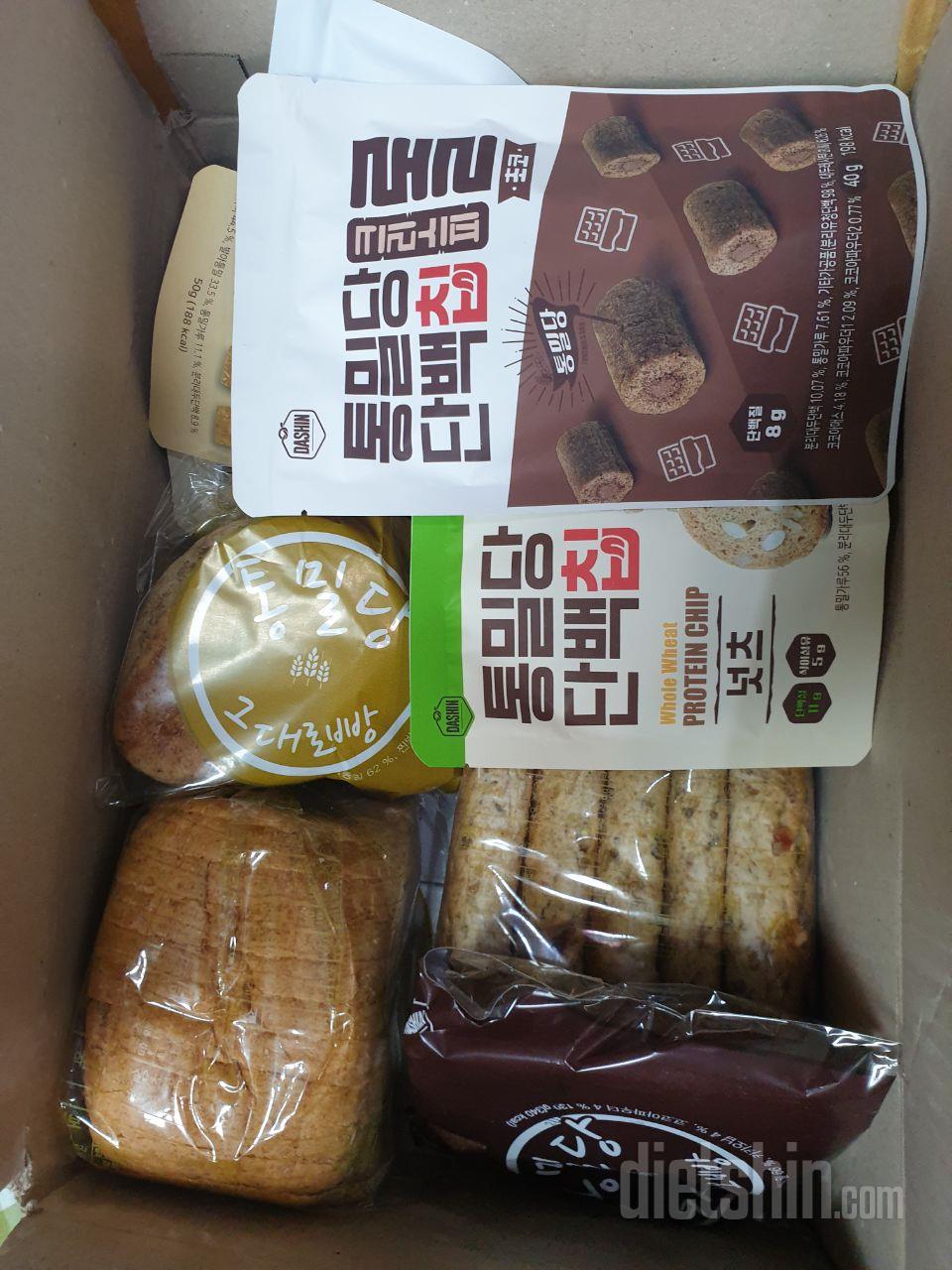 일단 스틱만 맛봤어요.적당 고소하고