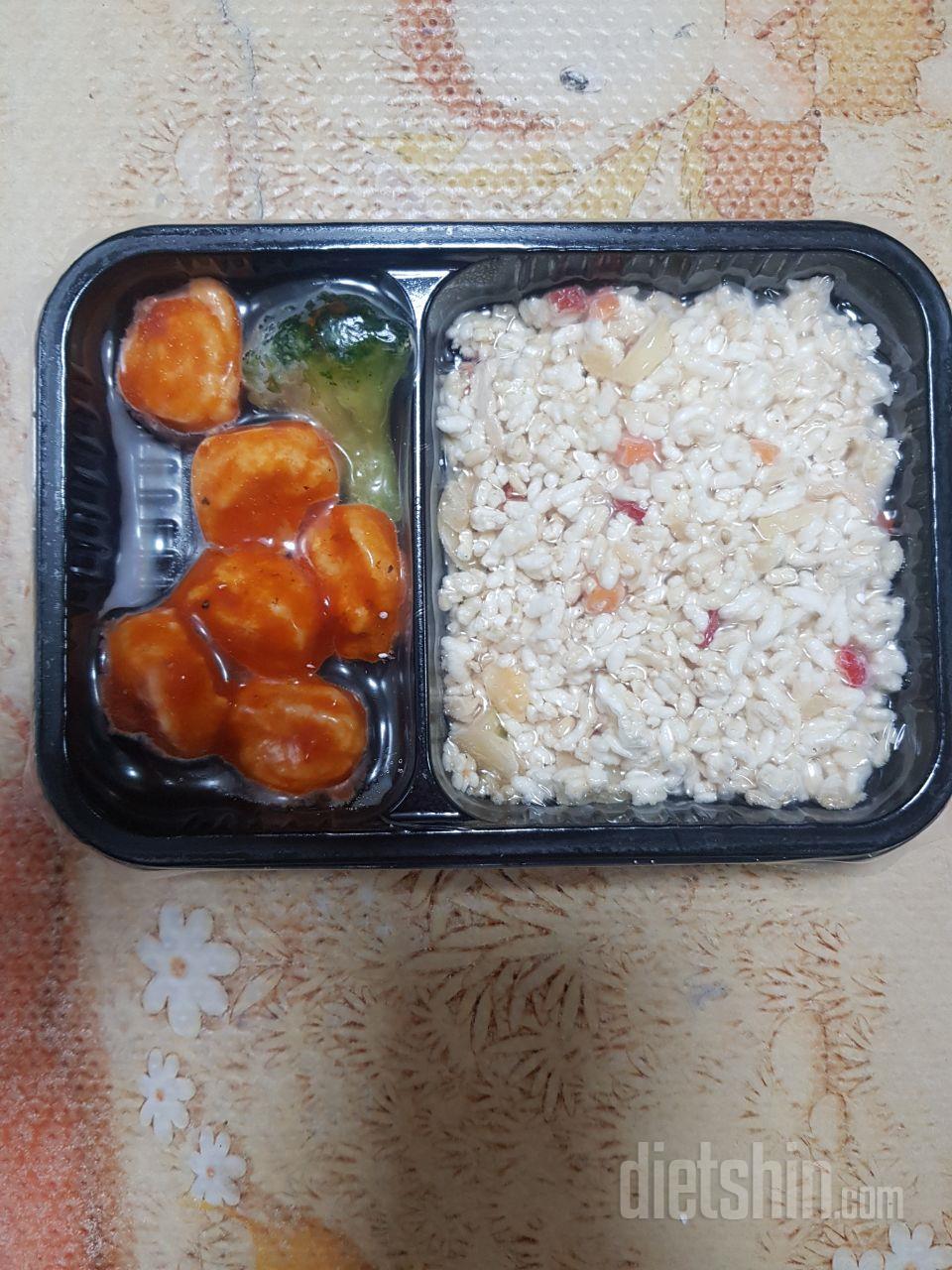 금요일수령하고 오늘부터 먹어봅니다.
