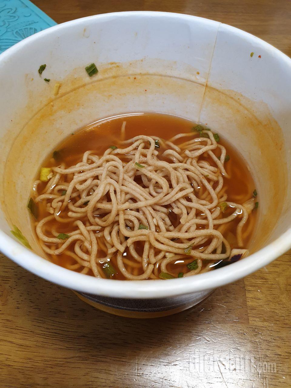 익질않고..씹으면 뚝뚝 쩍쩍..먹어보