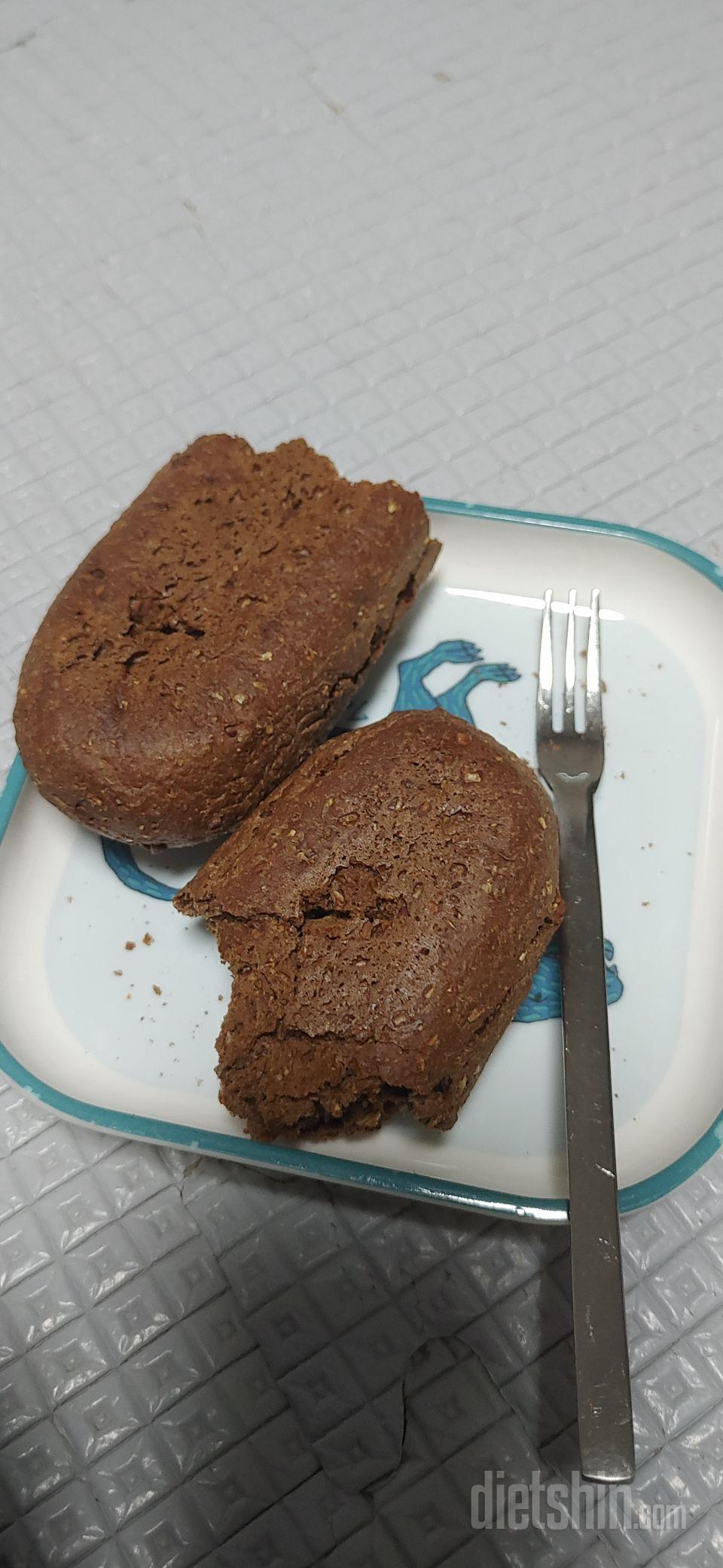 카카오빵만먹어봄
이건,다이어트중인데
