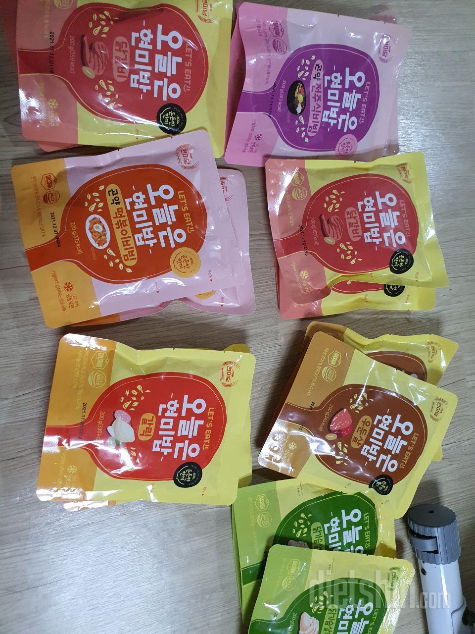 아직 먹어보진 않았구 안전히 왔네용~