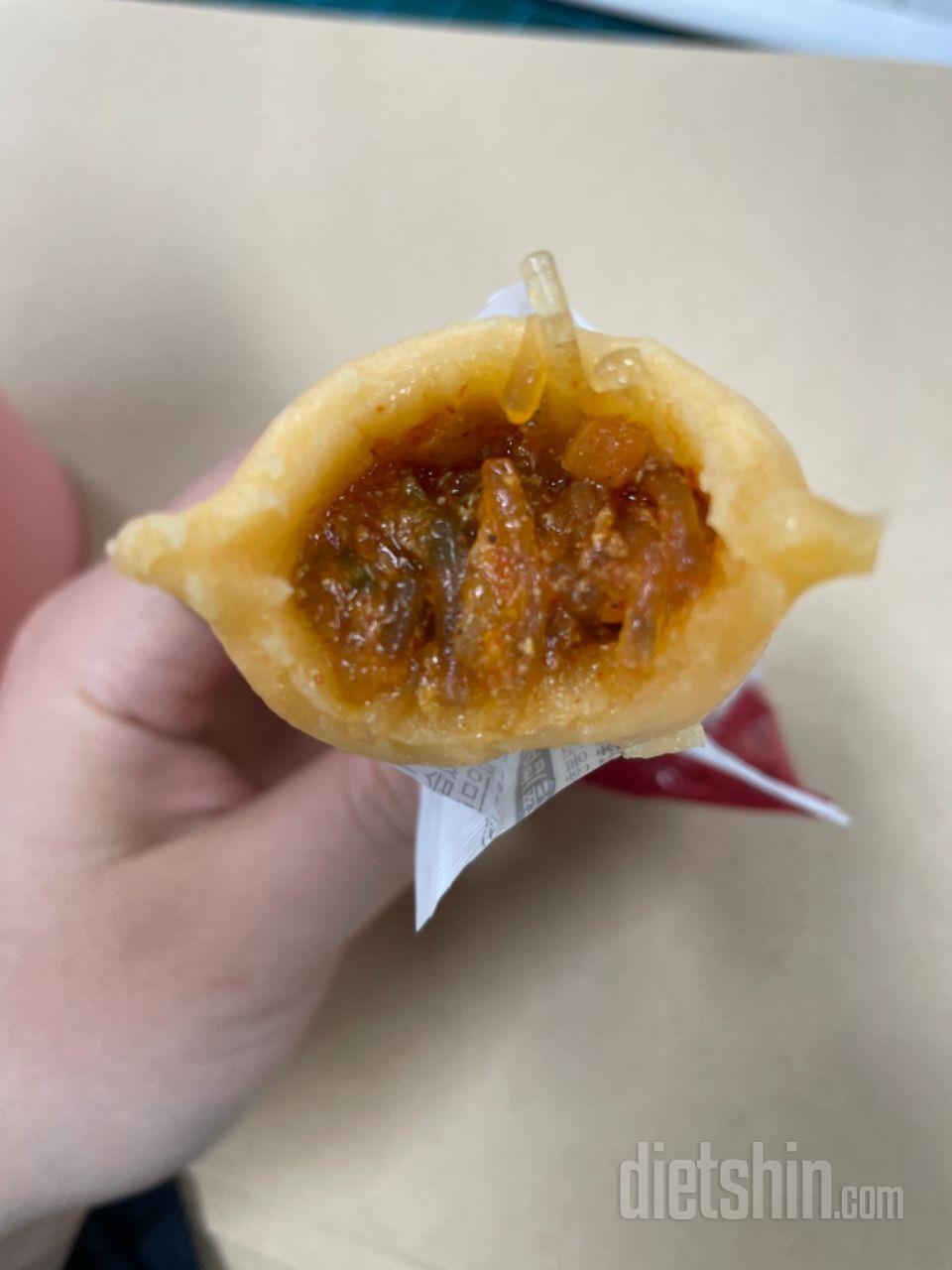 완전 매콤해서 좋아요 그리고 전 좀
