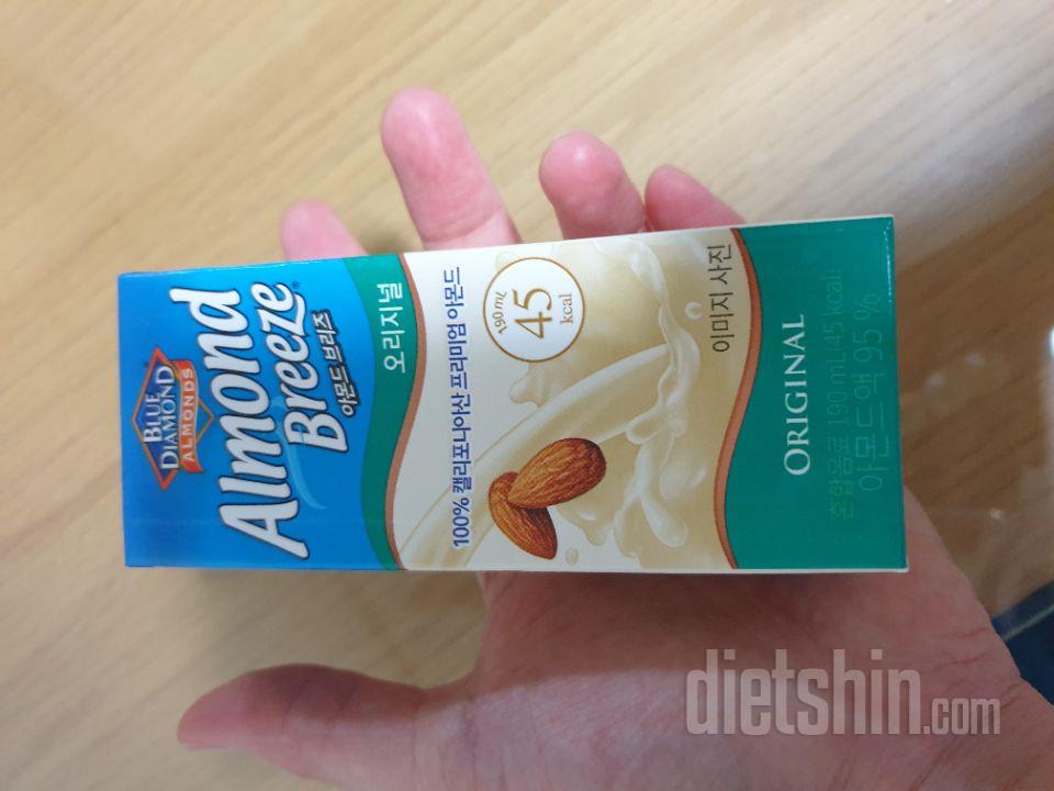 또 구매했어요~
밍밍한듯 맛나요~두번