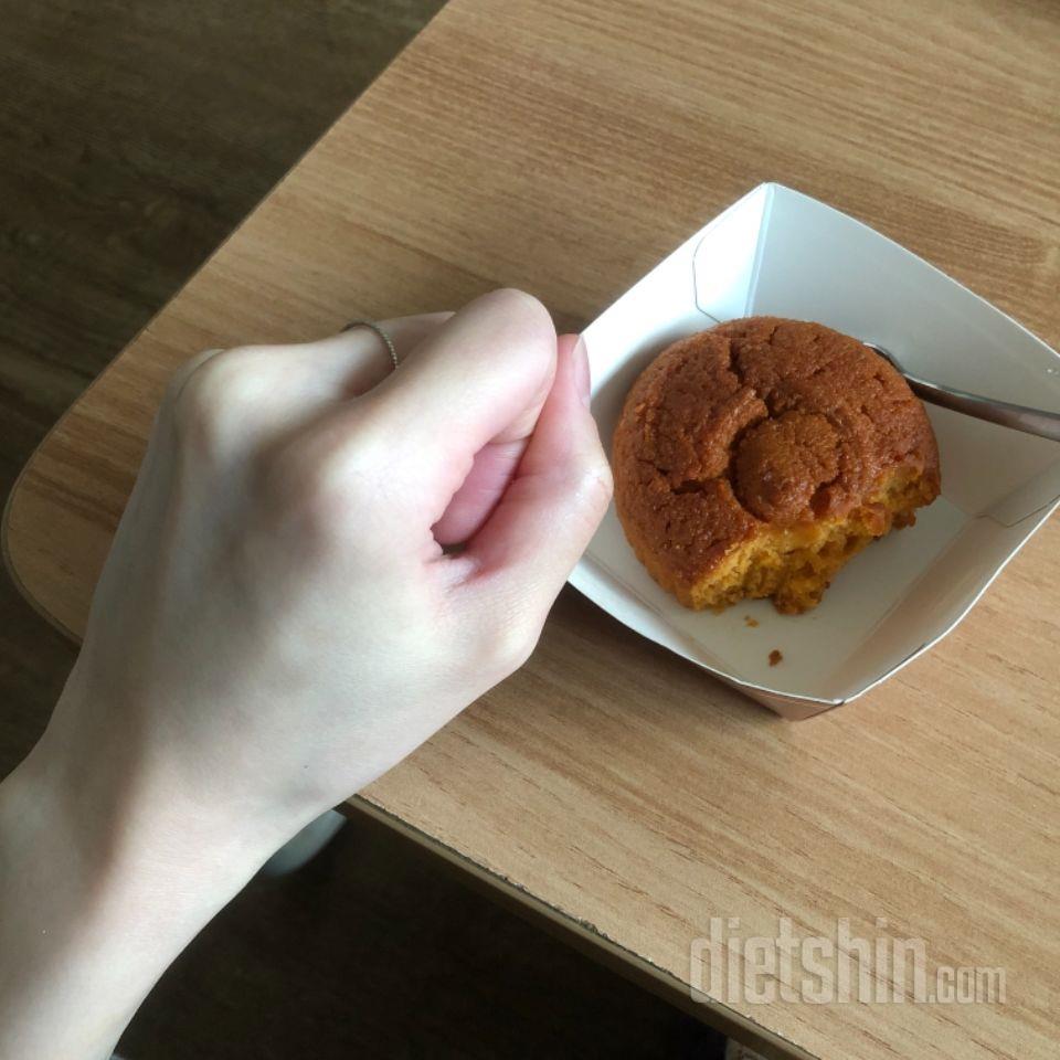 크기가 작다는 후기를 많이 봤는데 진