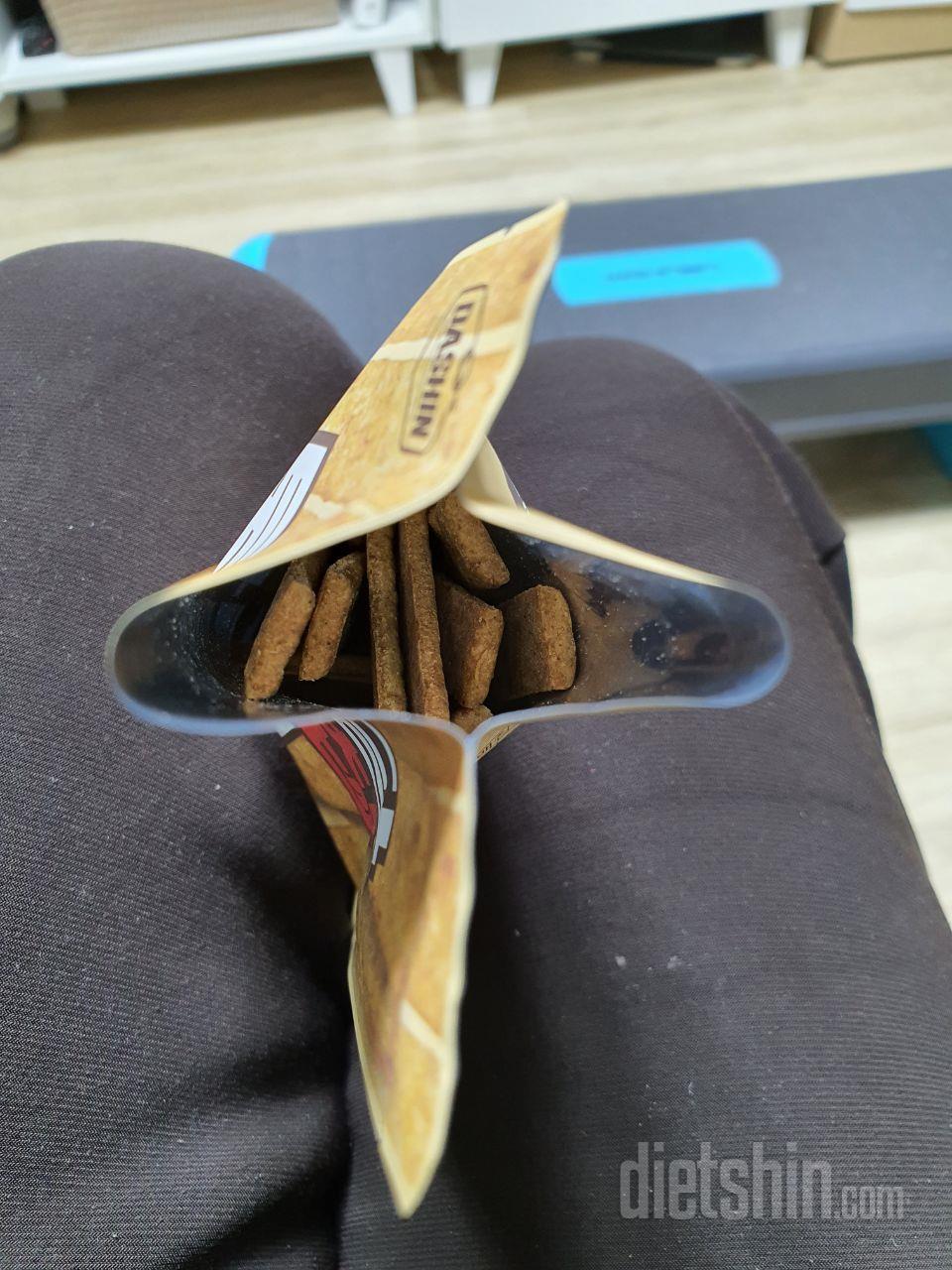 통밀당 단백질 스틱
하나 포장이 불량