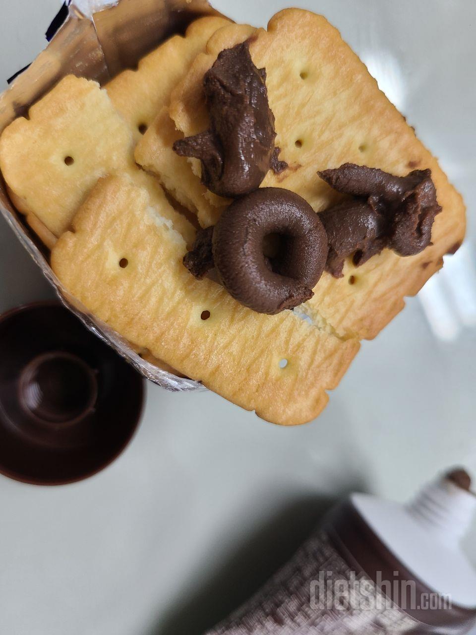 과자랑 먹으면 맛있어요 

많이 안달
