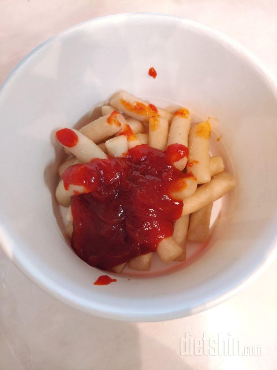 떡이 진짜 쫄깃쫄깃해서 맛있어요!!