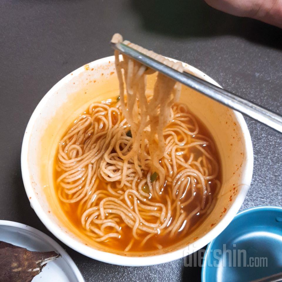 생각외로 얼큰하고 맛있어요 👍🏻�