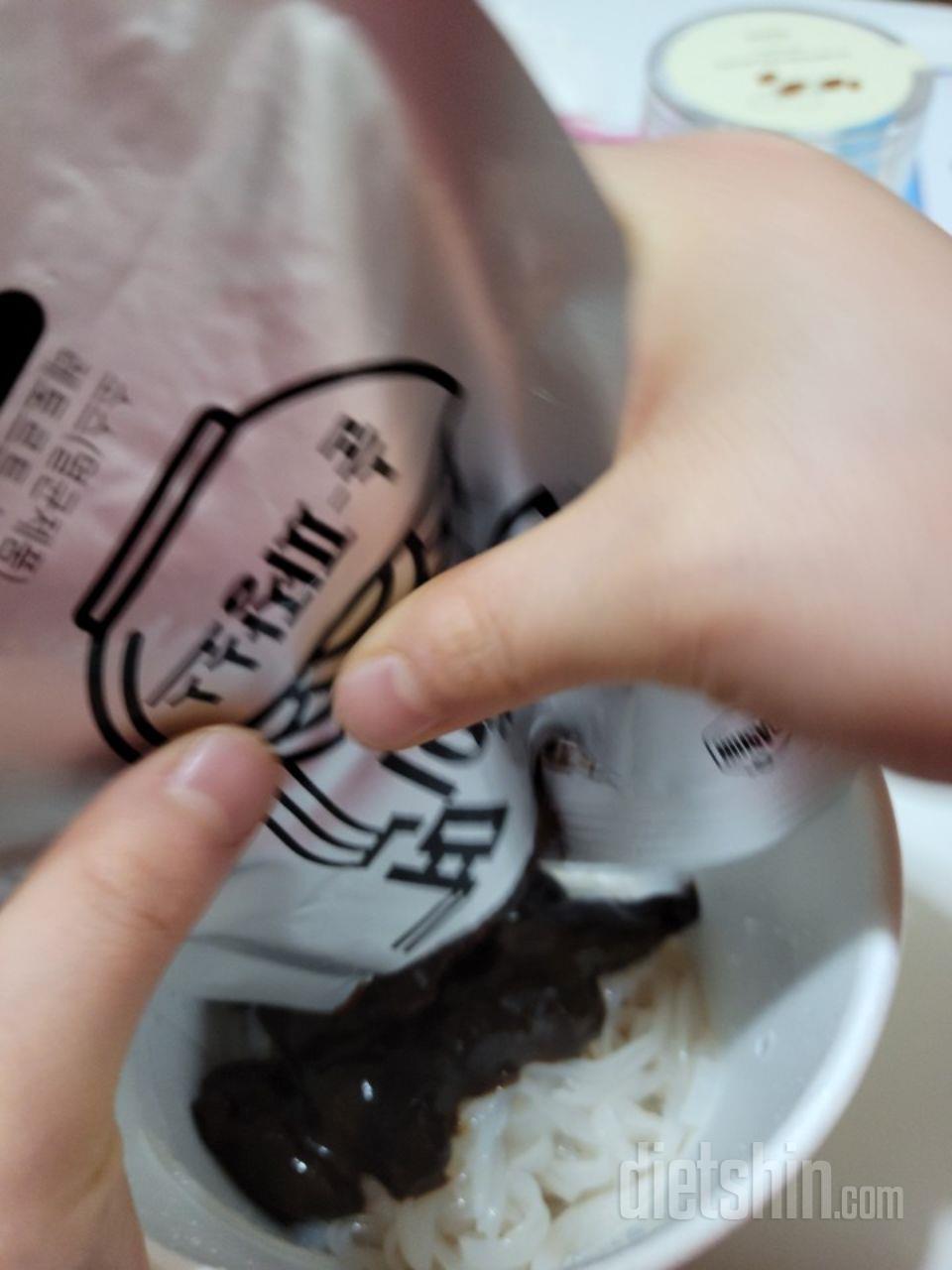다이어트 음식이라는것 감안하면 꽤 괜