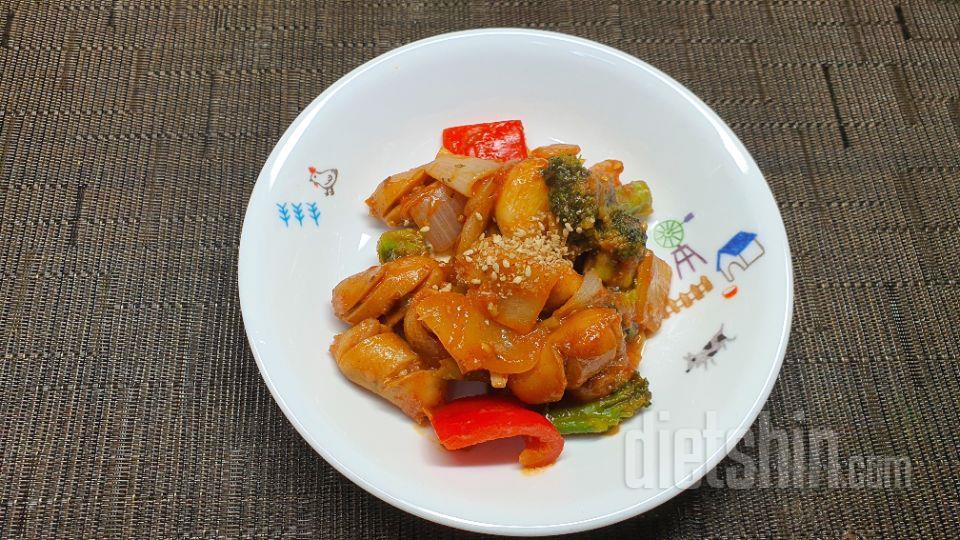 볶음닭찌 고추장이랑 토마토, 나트비아